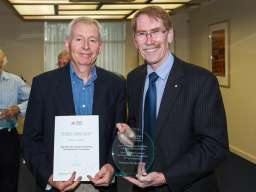 Professor Ian McAllister and Professor Ian Young.
