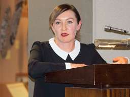 A/Prof Simone Dennis 