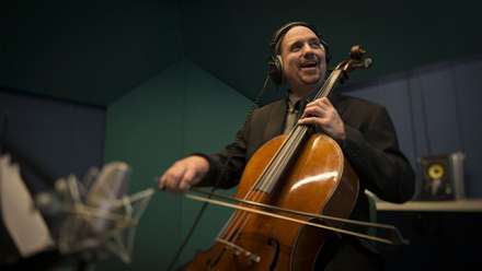 Three-time Grammy nominated pianist, cellist and composer Dave Eggar. Photo: Jamie Kidston, ANU.
 