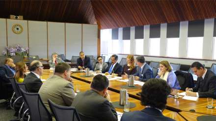  ANIP and ANCLAS officials and Latin American diplomats meet at ANU to discuss the new research project.
 