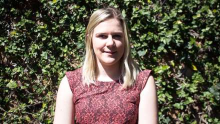  Ashley Orr was inspired to contest the 2015 3 Minute Thesis competition after talking with last year's winner, Rosanna Stevens
 