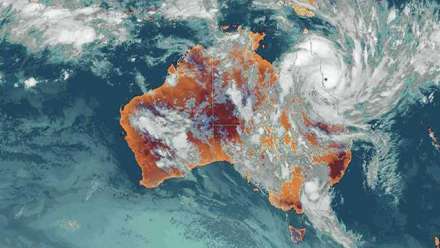  Category 5 Cyclone Yasi hit Northern Queensland in 2011. Image: Tatters/Flickr
 