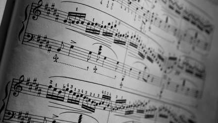  Applications for the ANU School of Music's Whitworth Roach Classical Music Performance Competition open 6 July. Photo: MaxiuB/Flickr
 