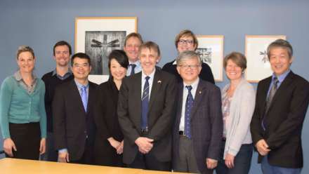  Executives from the College of Arts and Social Sciences met their colleagues from Nanjing University's School of Social and Behavioural Sciences and pledged closer cooperation
 