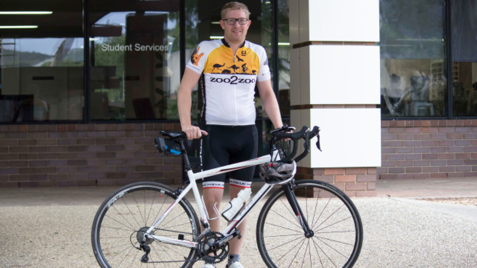 Alex Wood will join the 2017 'Zoo 2 Zoo' charity cycle from the Melbourne Zoo to Canberra National Zoo and Aquarium