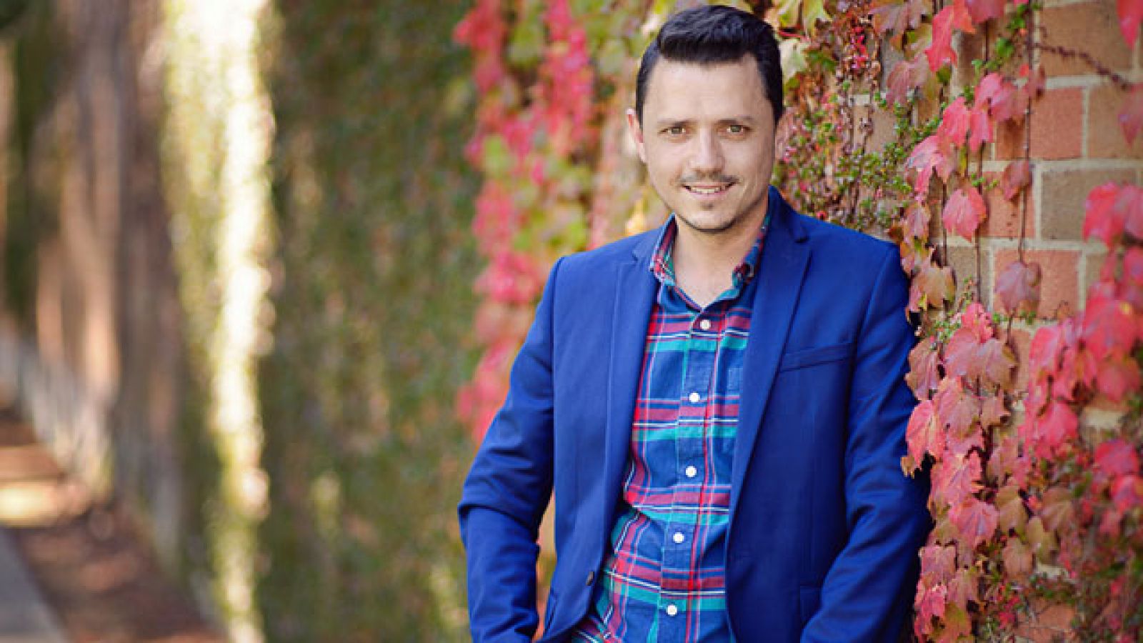 "Teaching is a team effort; this national award is recognition of that," says Dr Jason Payne, winner of a 2017 Australian Awards for University Teaching. Image: supplied