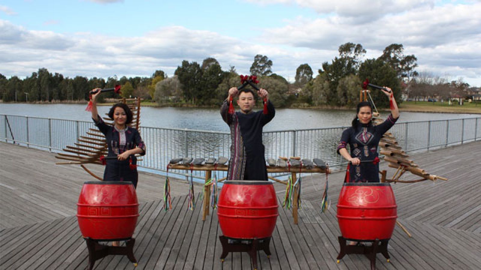  Sydney's Golden Bamboo Ensemble, from left Le Phuong, Phong Phuand Minh Ha, are among the performers. Photo: https://vietmusicfest2015.wordpress.com/performers/
 